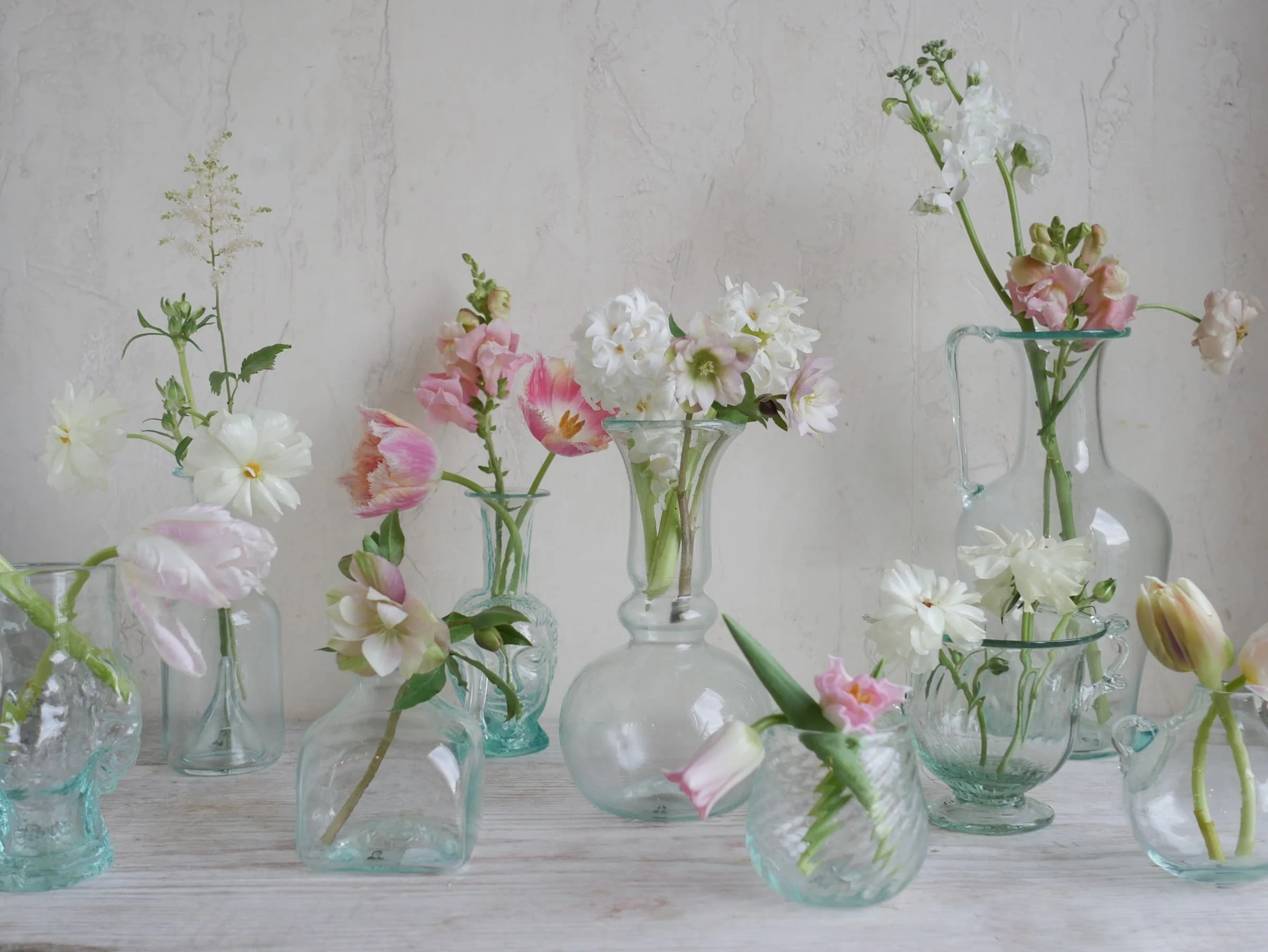 La Soufflerie 花瓶 La Soufflerie】フラワーベース Vase Tete Blue | フィールシーン